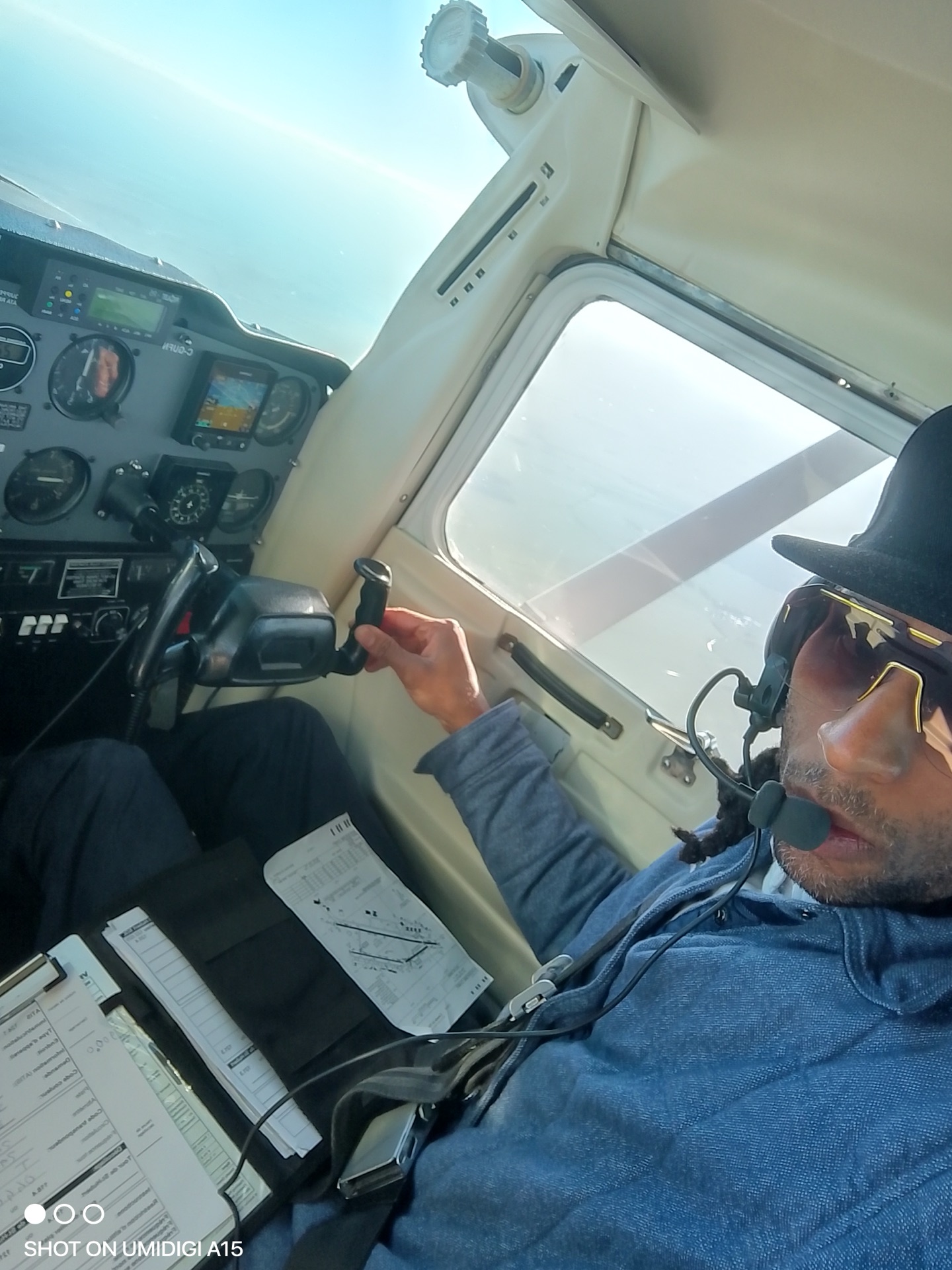 Flight photo 16