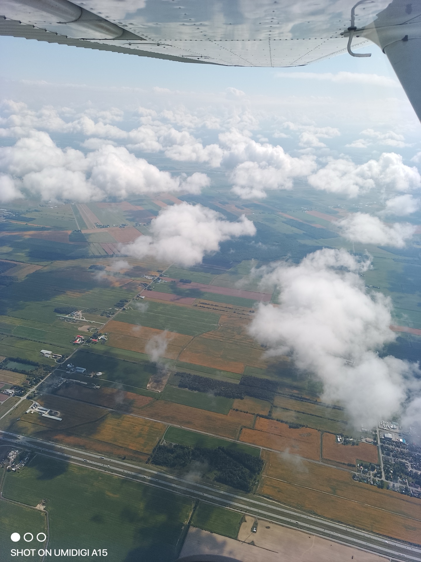 Flight photo 28